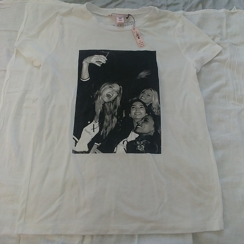 Vs supermodel tee